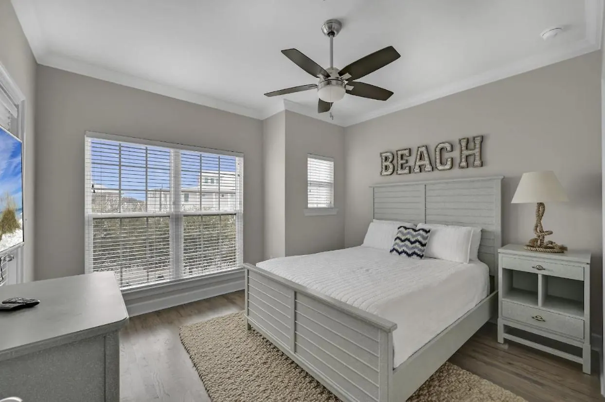 Drift Away In Miramar Beach Destin Holiday home